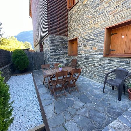 B49 - Bajo Con Jardin Peguera - Villmor Lägenhet Benasque Exteriör bild