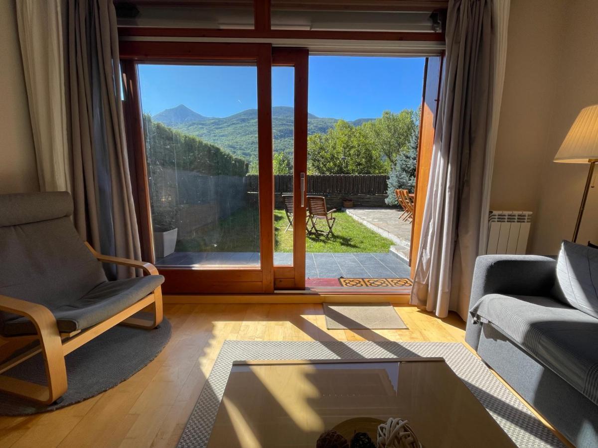 B49 - Bajo Con Jardin Peguera - Villmor Lägenhet Benasque Exteriör bild