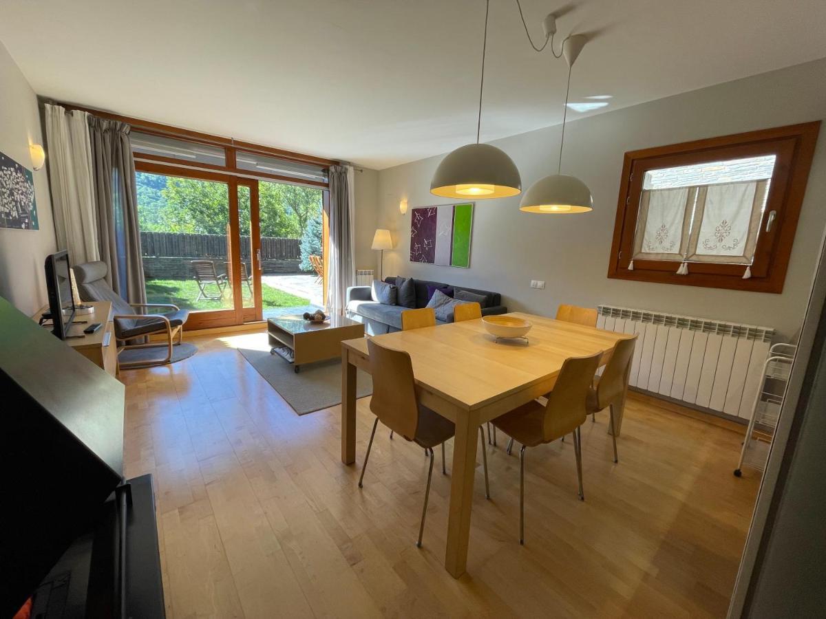 B49 - Bajo Con Jardin Peguera - Villmor Lägenhet Benasque Exteriör bild