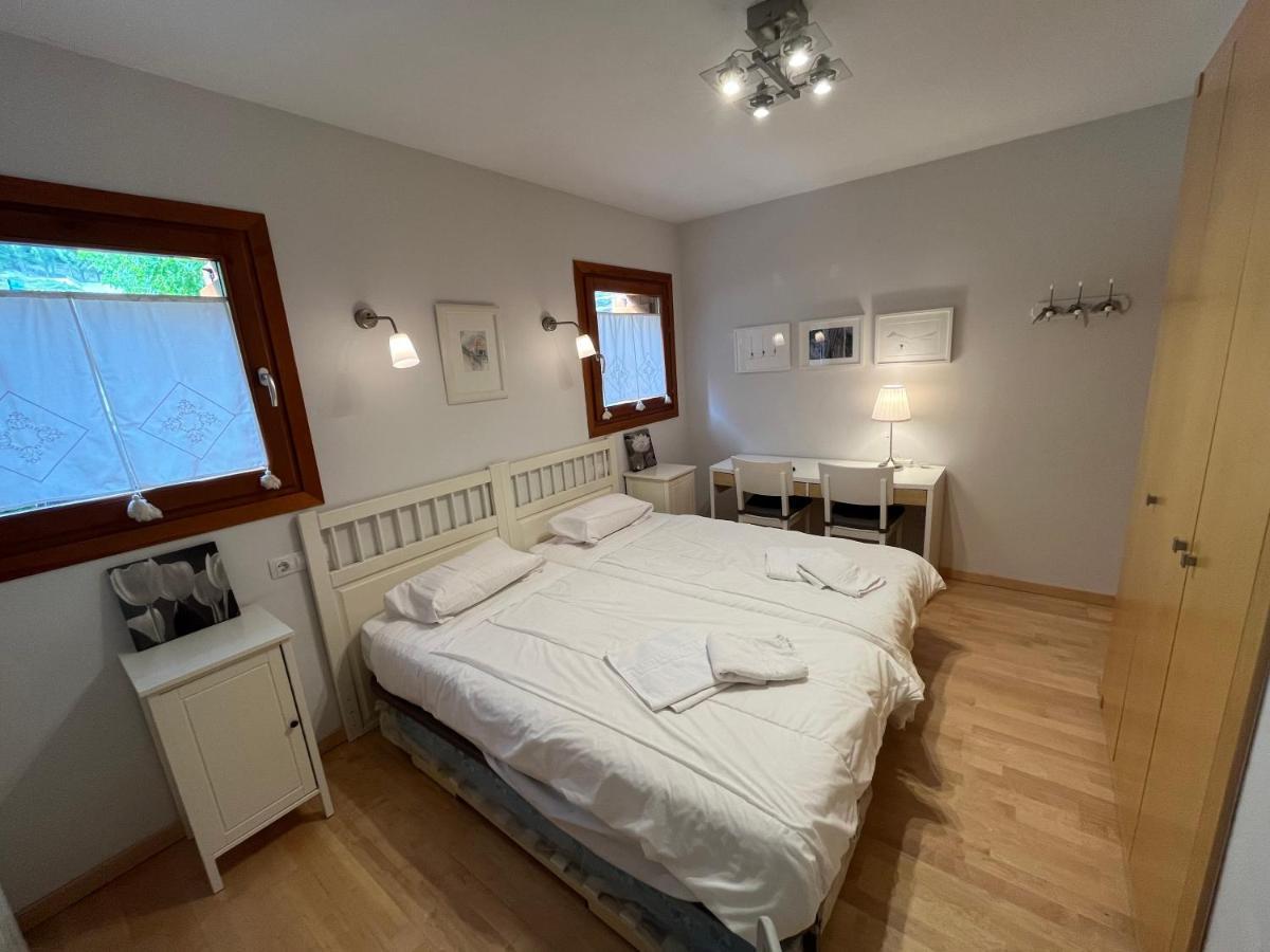 B49 - Bajo Con Jardin Peguera - Villmor Lägenhet Benasque Exteriör bild